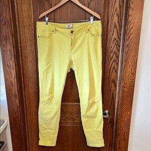 Cabi Citron Skinny Jeans